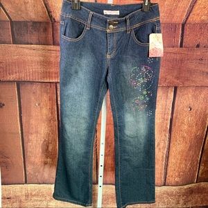 BEVERLY HILLS PRINCESS Jeans, Embroidered & Studs